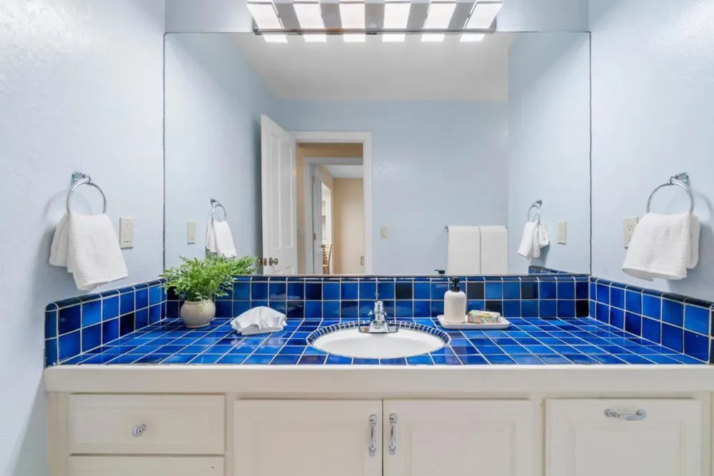 301 Canyon Oaks Santa Cruz, CA 95065