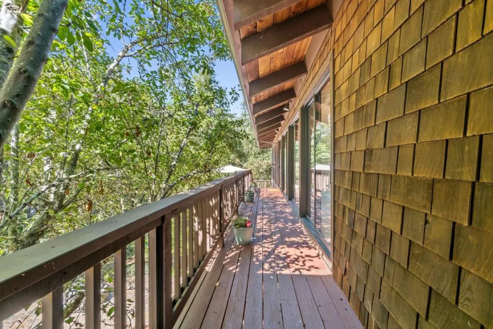 301 Canyon Oaks Santa Cruz, CA 95065