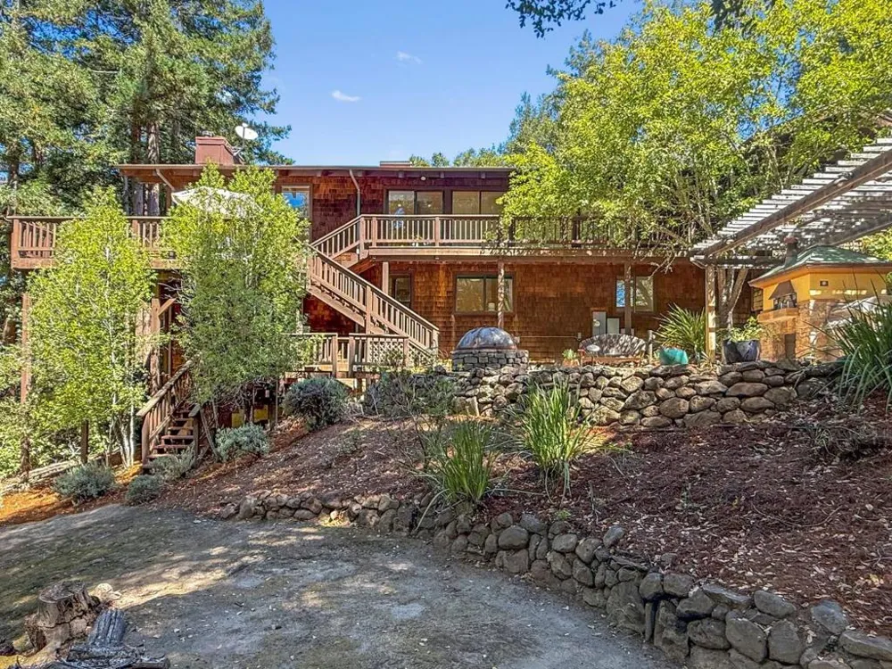 301 Canyon Oaks Santa Cruz, CA 95065