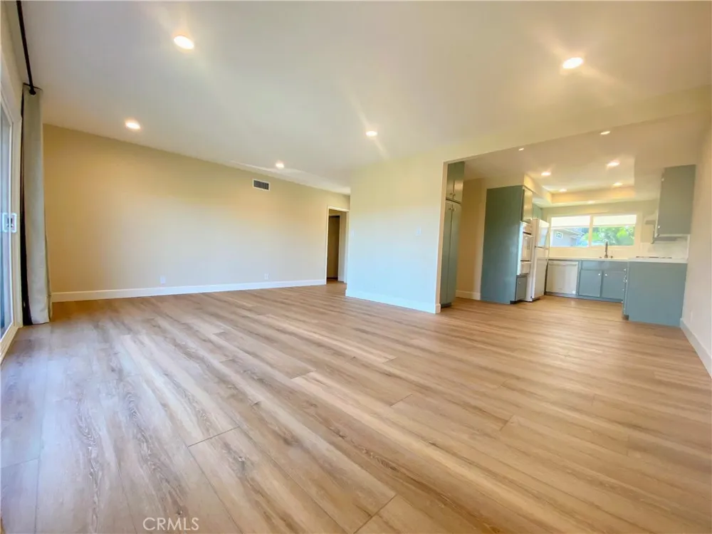 1337 Shadow Lane #220 Fullerton, CA 92831