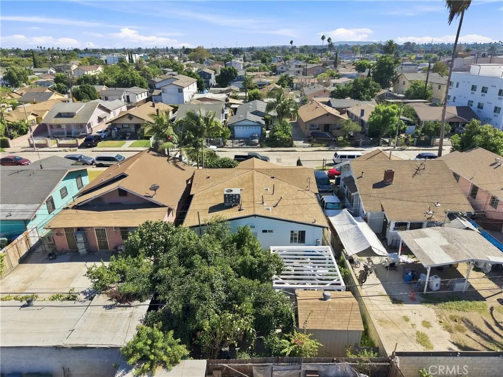 209 W 87th Los Angeles, CA 90003