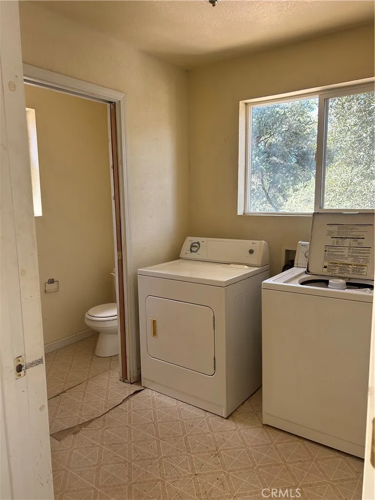 15450 Tana Clearlake, CA 95422