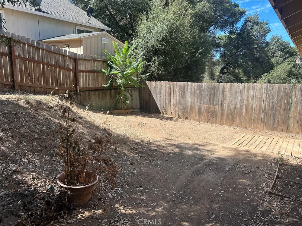 15450 Tana Clearlake, CA 95422