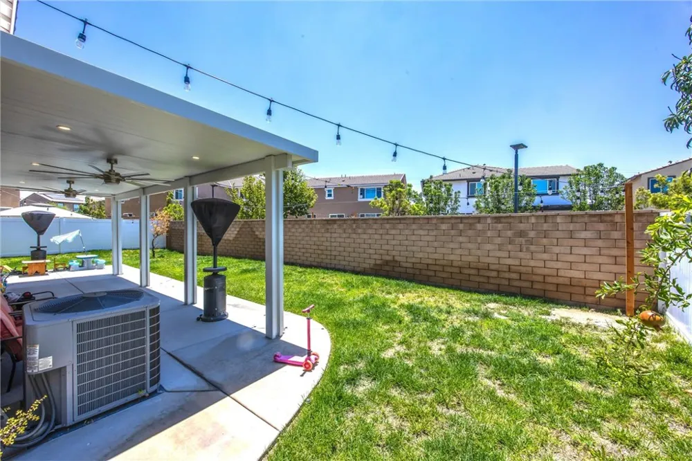 1655 Mardi Gras Redlands, CA 92374