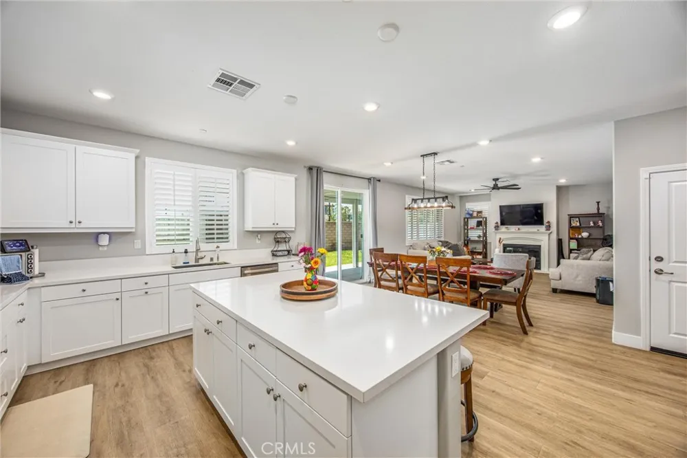 1655 Mardi Gras Redlands, CA 92374