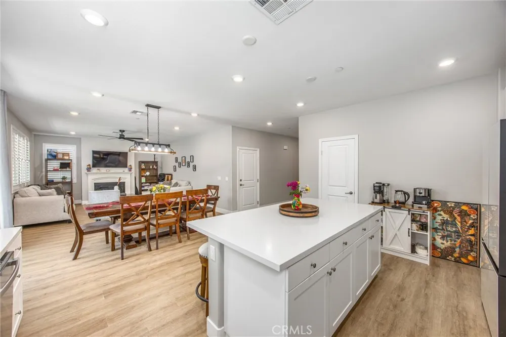 1655 Mardi Gras Redlands, CA 92374