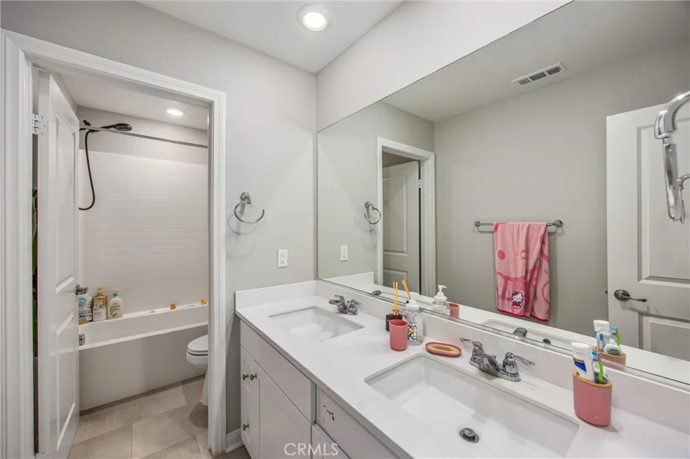 1655 Mardi Gras Redlands, CA 92374