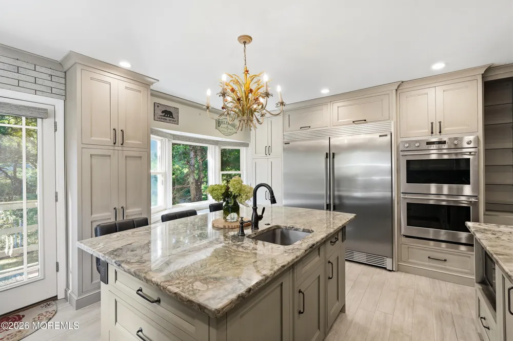 428 Redmond Avenue Oakhurst, NJ 07755