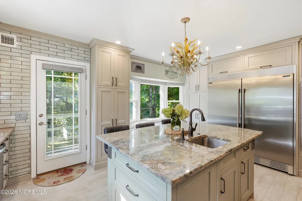 428 Redmond Avenue Oakhurst, NJ 07755