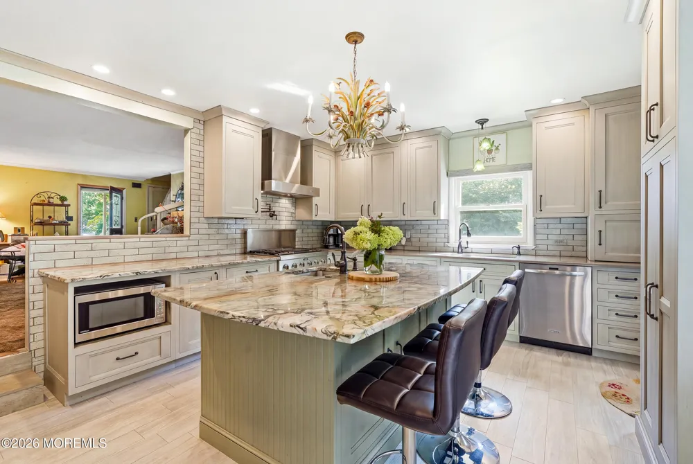 428 Redmond Avenue Oakhurst, NJ 07755