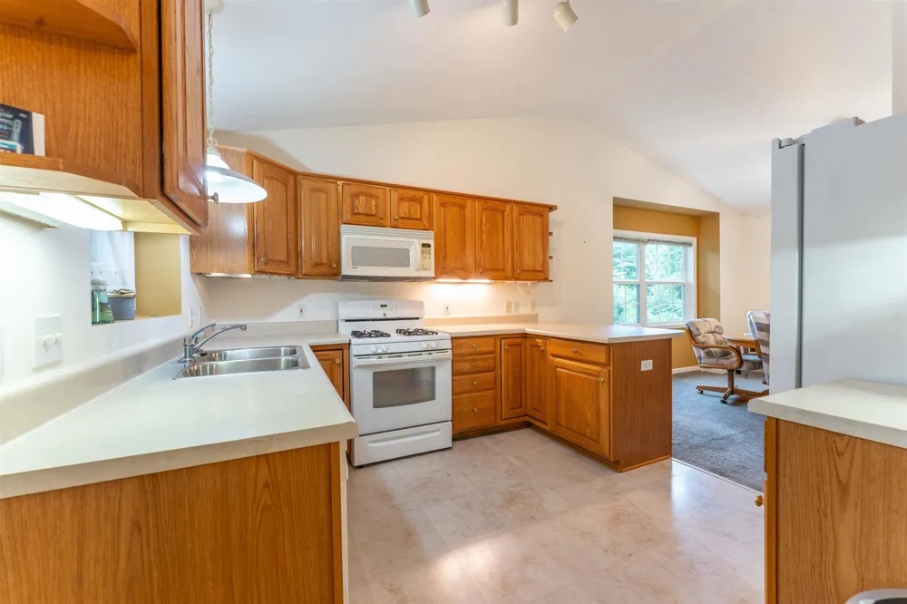 9479 Woodys Run Long Lake Township, MI 49684