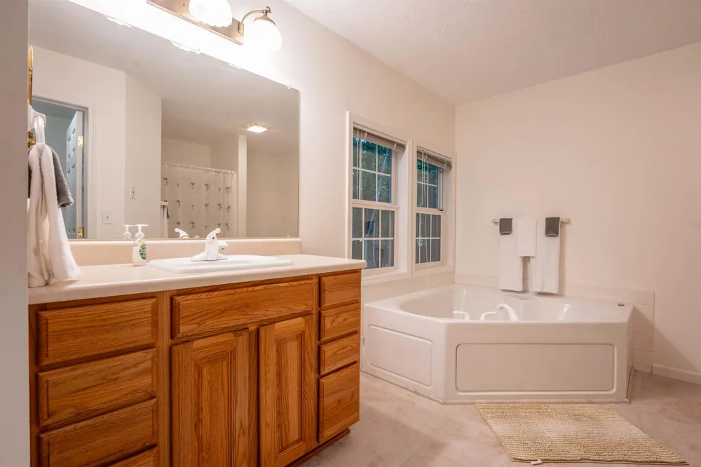 9479 Woodys Run Long Lake Township, MI 49684