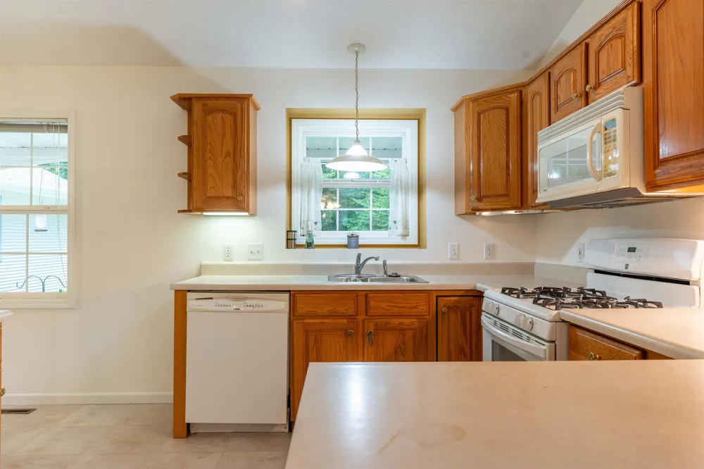 9479 Woodys Run Long Lake Township, MI 49684