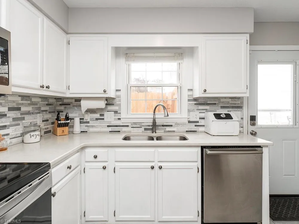 2203 Franklin Court Burlington, NC 27215
