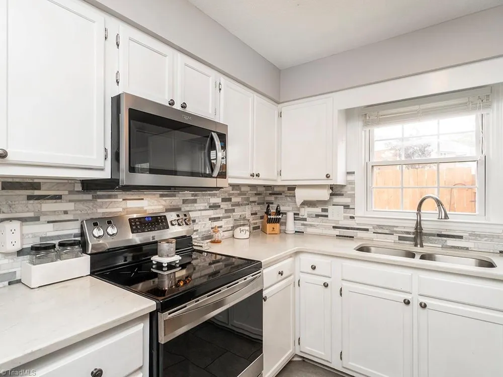 2203 Franklin Court Burlington, NC 27215
