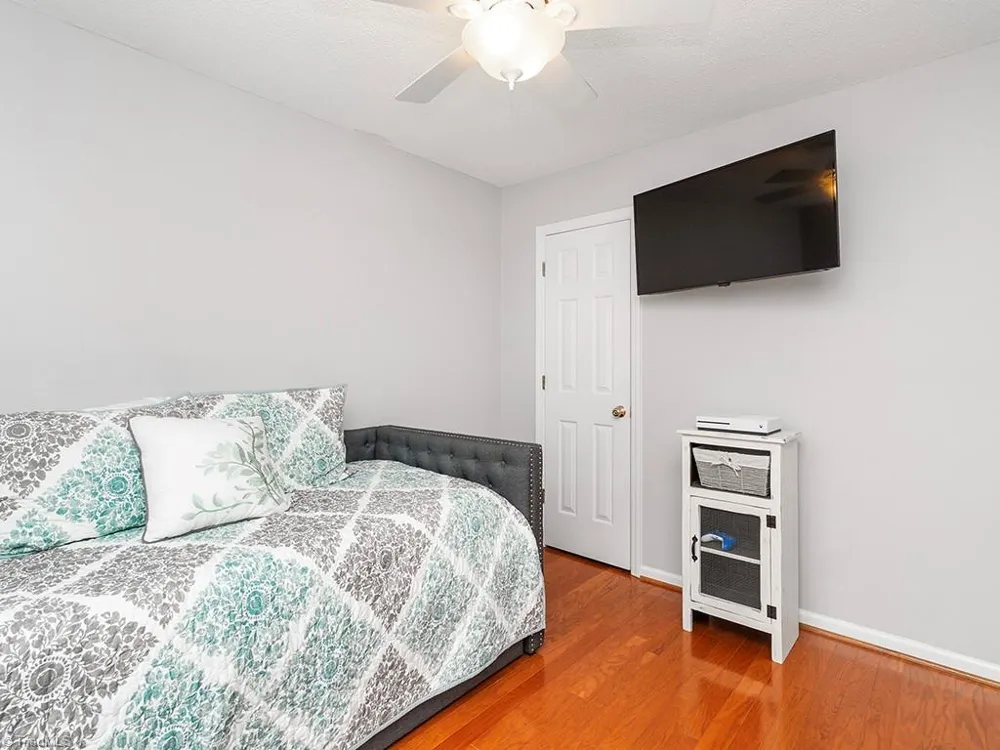 2203 Franklin Court Burlington, NC 27215