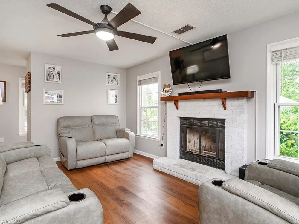 2203 Franklin Court Burlington, NC 27215
