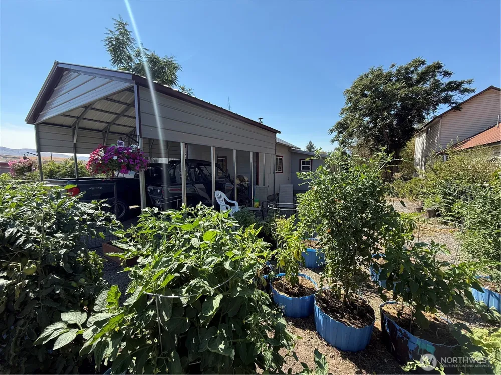 426 Hanford Street Omak, WA 98841