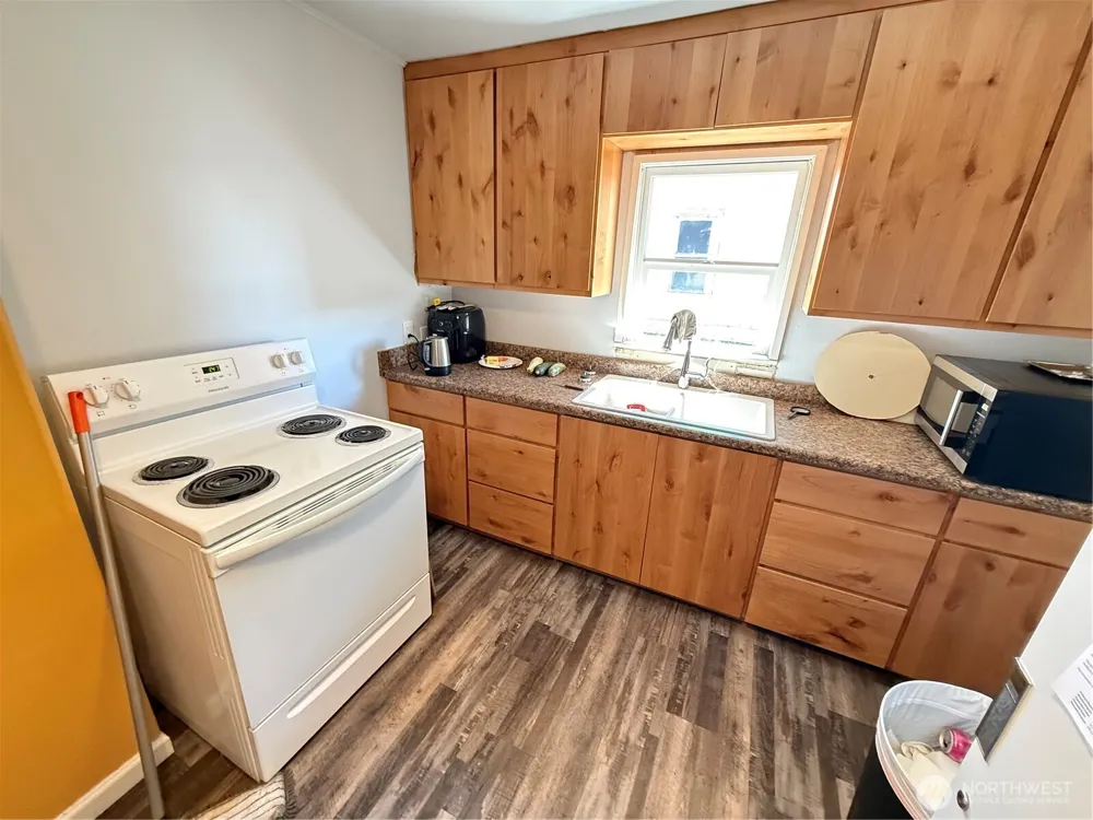 426 Hanford Street Omak, WA 98841