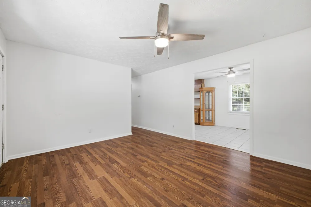 772 Compton RD SE Silver Creek, GA 30173