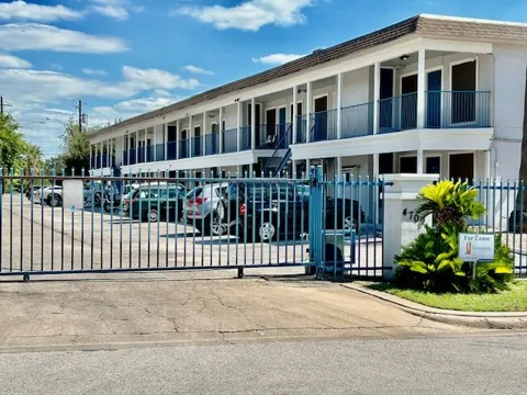 4709 Harmon Avenue #305