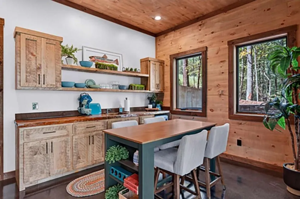 255 Sunrock Mountain Road Blue Ridge, GA 30513