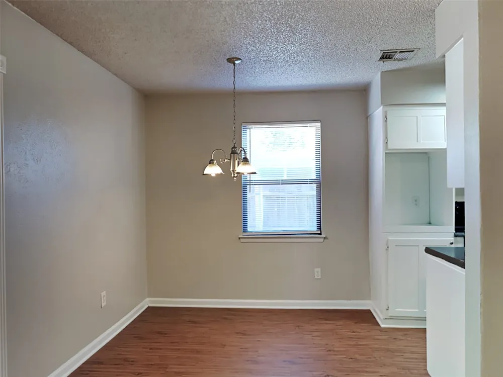 900 Cannon Drive Euless, TX 76040