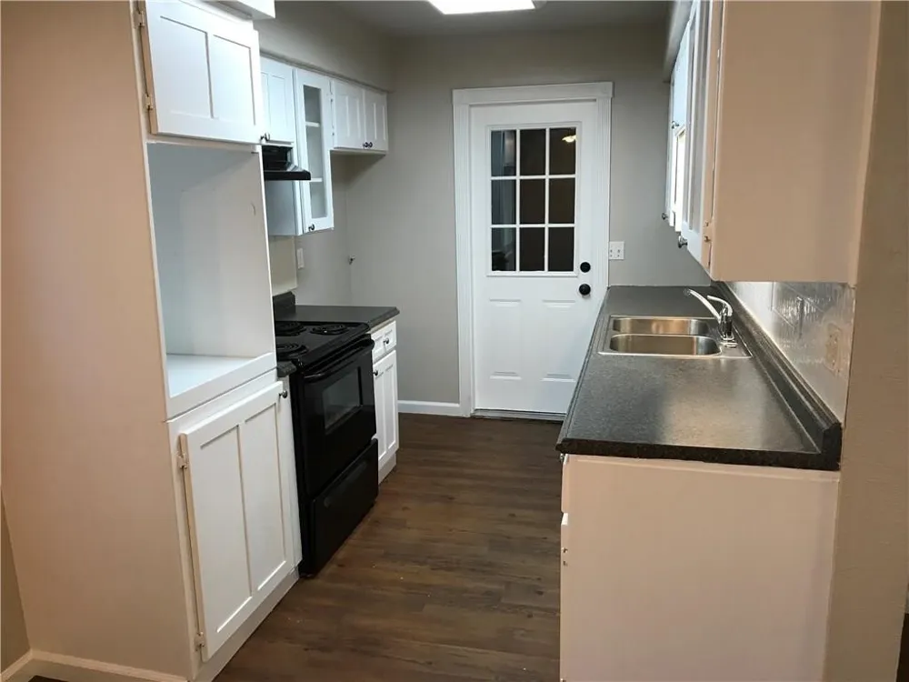 900 Cannon Drive Euless, TX 76040
