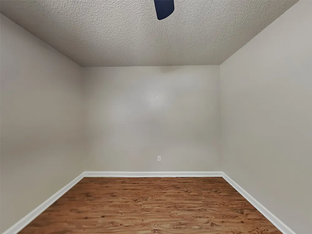 900 Cannon Drive Euless, TX 76040