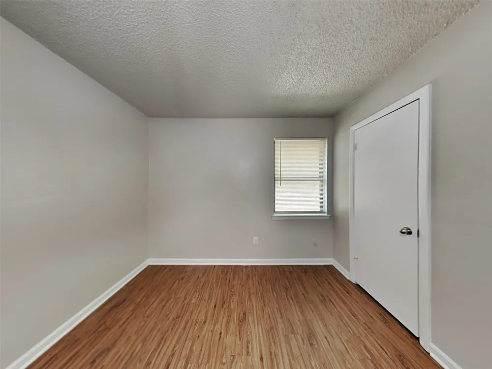 900 Cannon Drive Euless, TX 76040