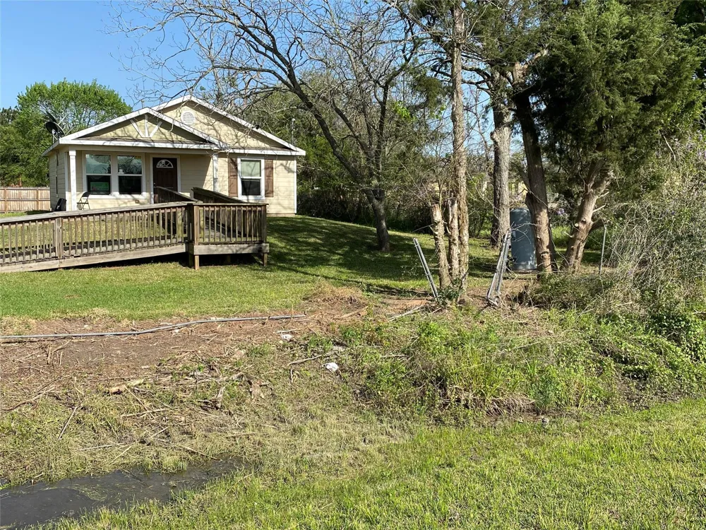 13023 Pleasant Valley Drive Rosharon, TX 77583