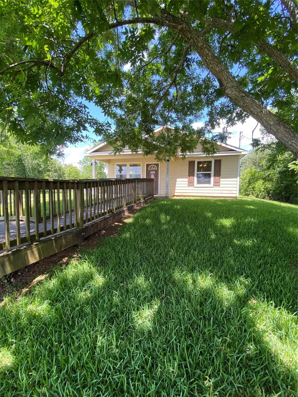 13023 Pleasant Valley Drive Rosharon, TX 77583