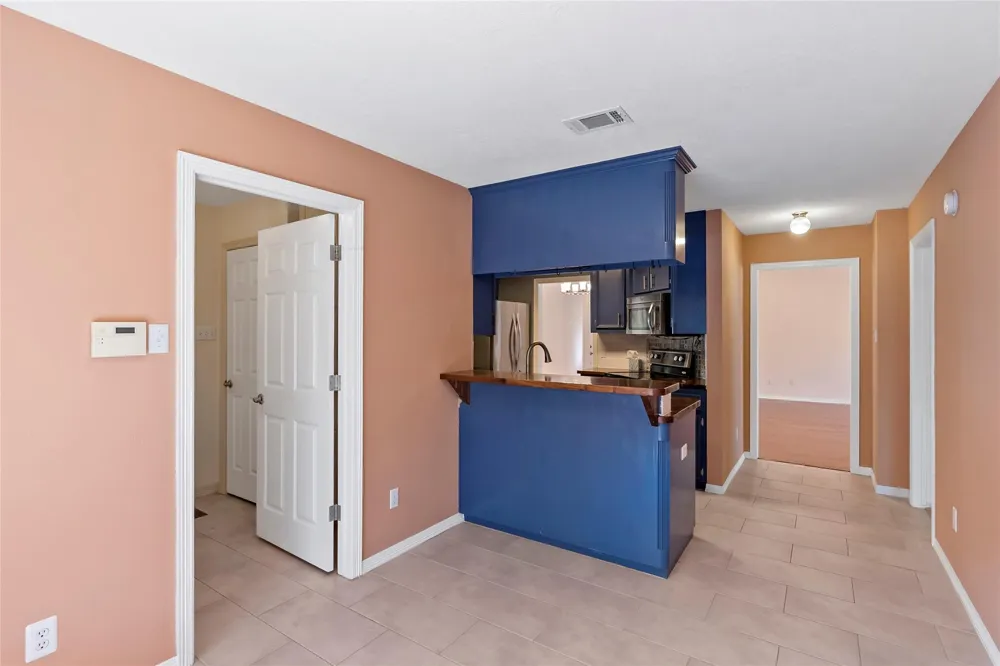 2920 Mirrormere Circle Bryan, TX 77807