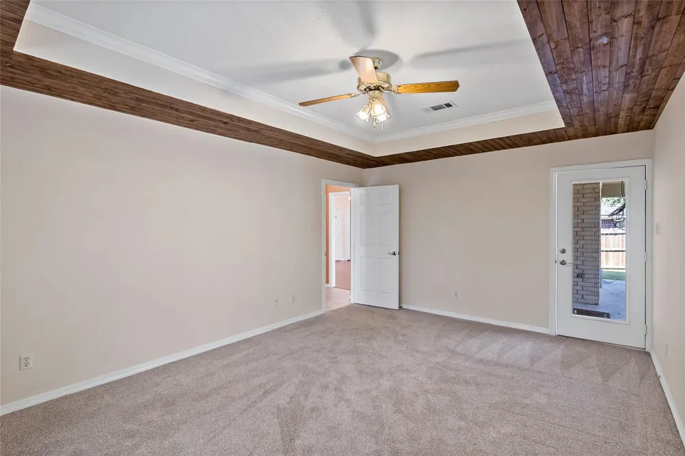 2920 Mirrormere Circle Bryan, TX 77807