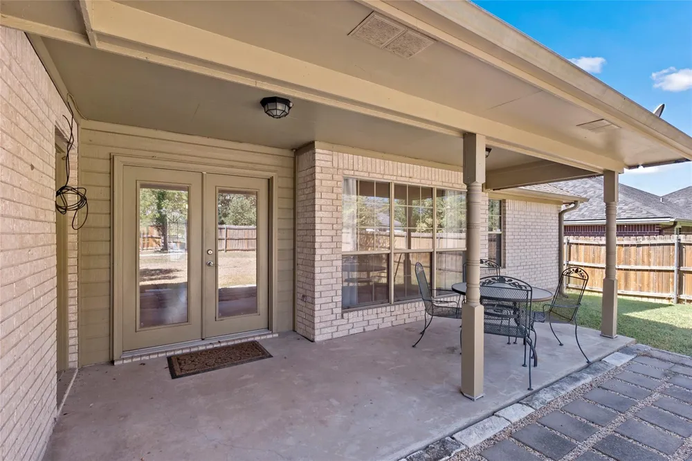 2920 Mirrormere Circle Bryan, TX 77807