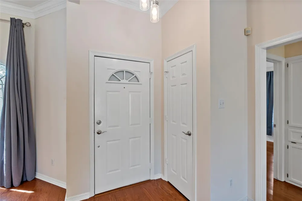 2920 Mirrormere Circle Bryan, TX 77807