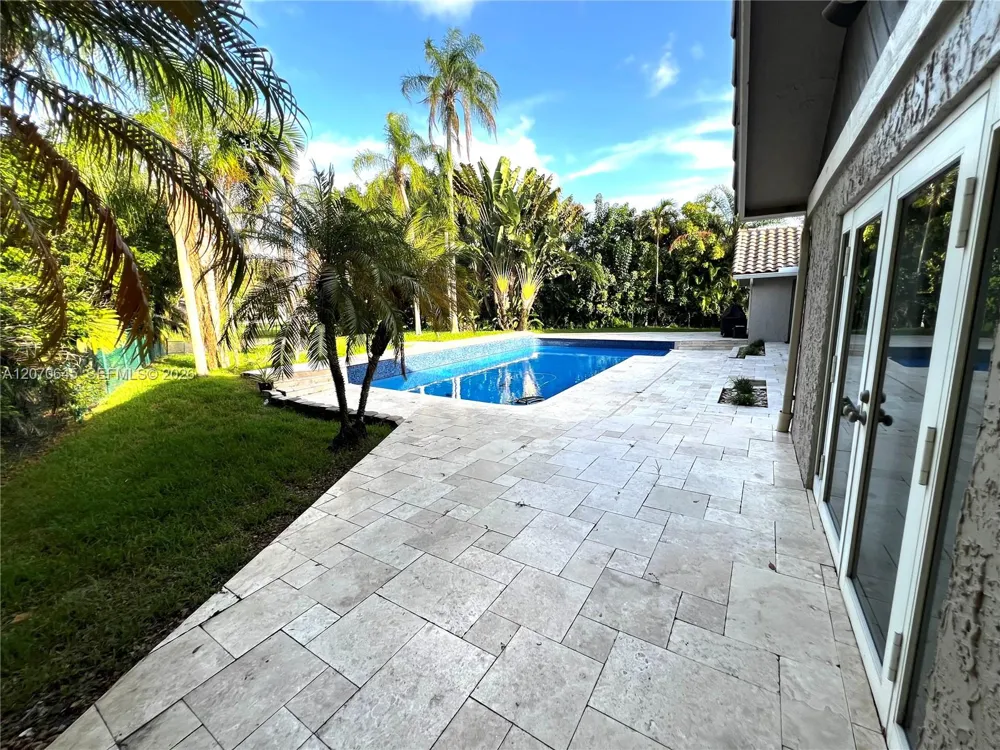 297 NW 104th Ave Coral Springs, FL 33071