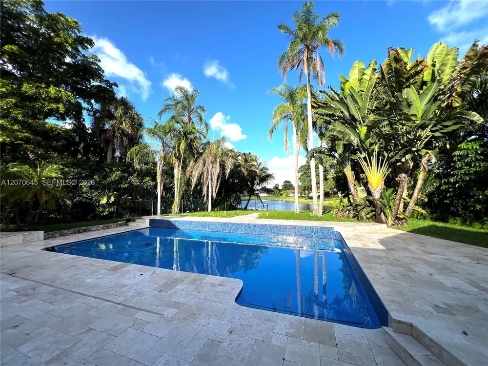 297 NW 104th Ave Coral Springs, FL 33071