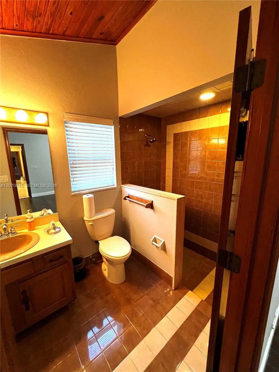 297 NW 104th Ave Coral Springs, FL 33071