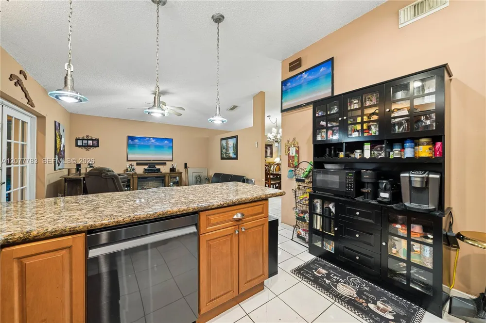 7920 SW 163rd Pl Miami, FL 33193