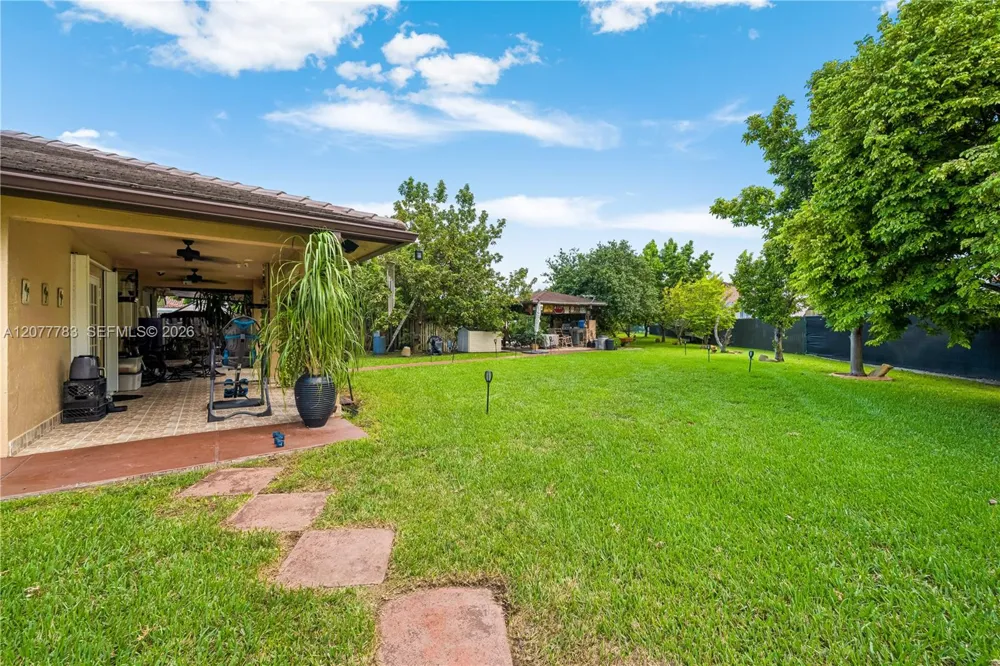 7920 SW 163rd Pl Miami, FL 33193