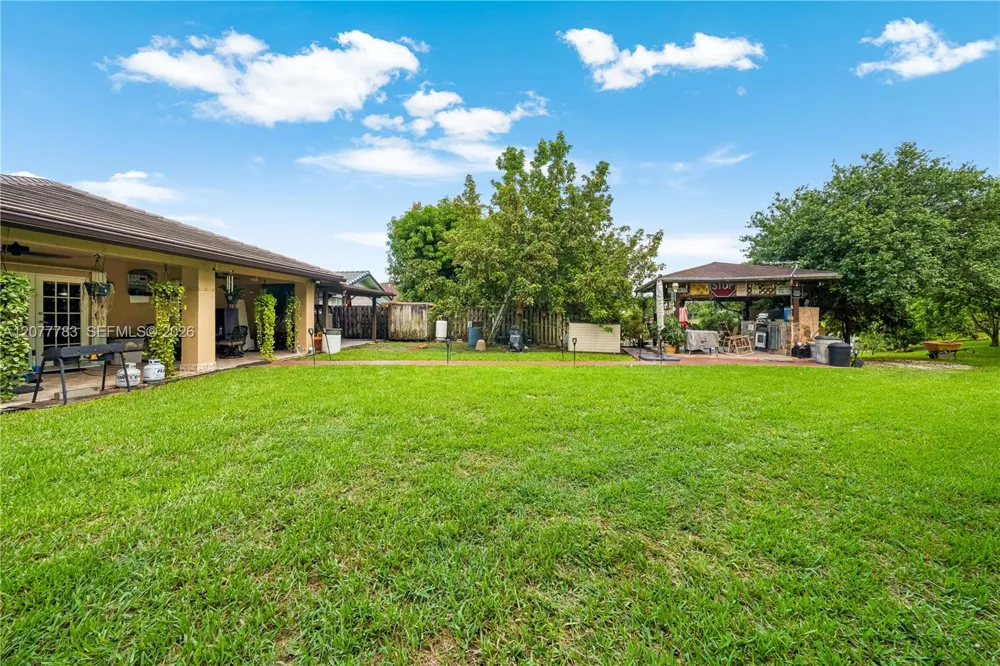 7920 SW 163rd Pl Miami, FL 33193