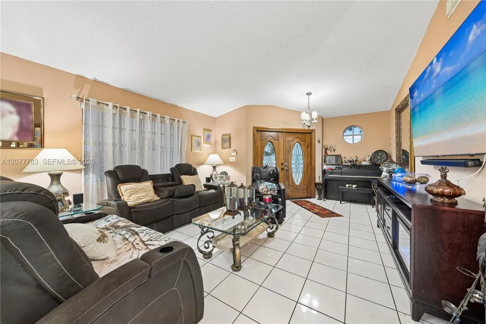 7920 SW 163rd Pl Miami, FL 33193