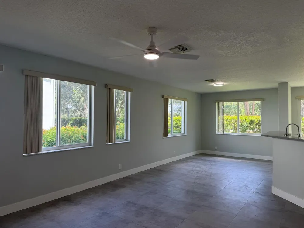 3251 LAUREL RIDGE CIRCLE Riviera Beach, FL 33404
