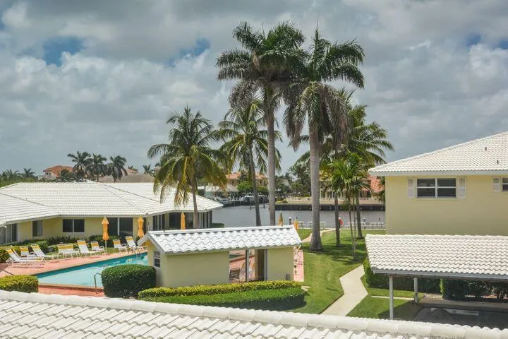 1920 S OCEAN BOULEVARD #10 Delray Beach, FL 33483