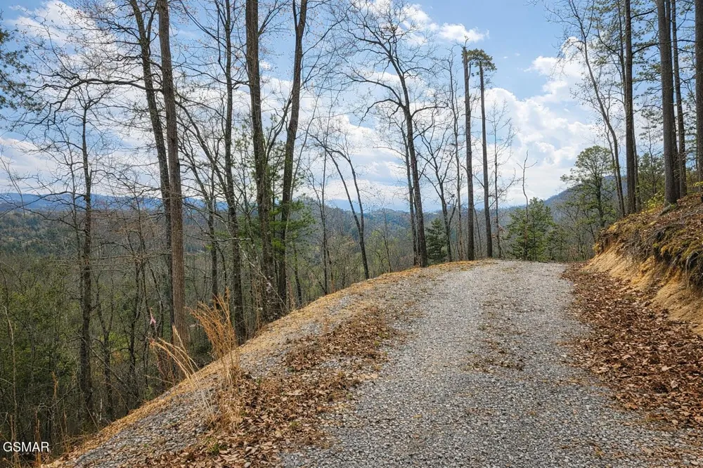 1 Sulpher Springs Way Sevierville, TN 37876
