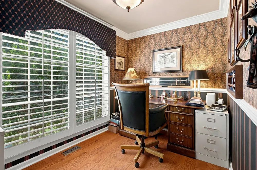 100 Applewood Valley Dr Hendersonville, TN 37075