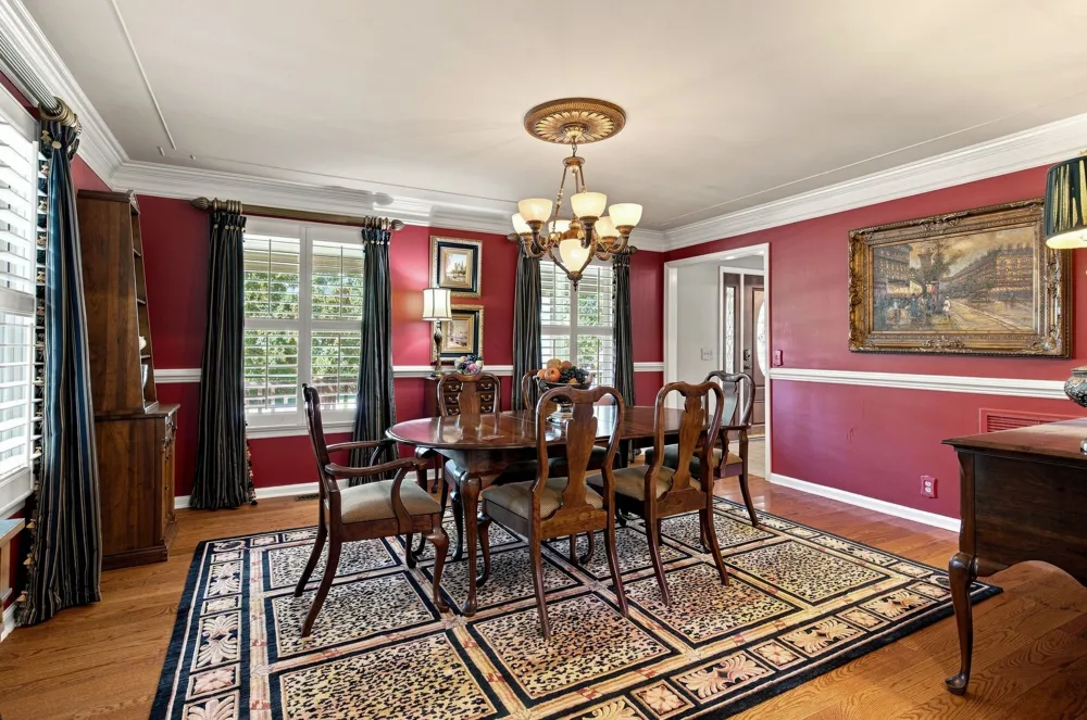 100 Applewood Valley Dr Hendersonville, TN 37075