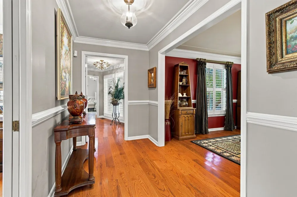 100 Applewood Valley Dr Hendersonville, TN 37075