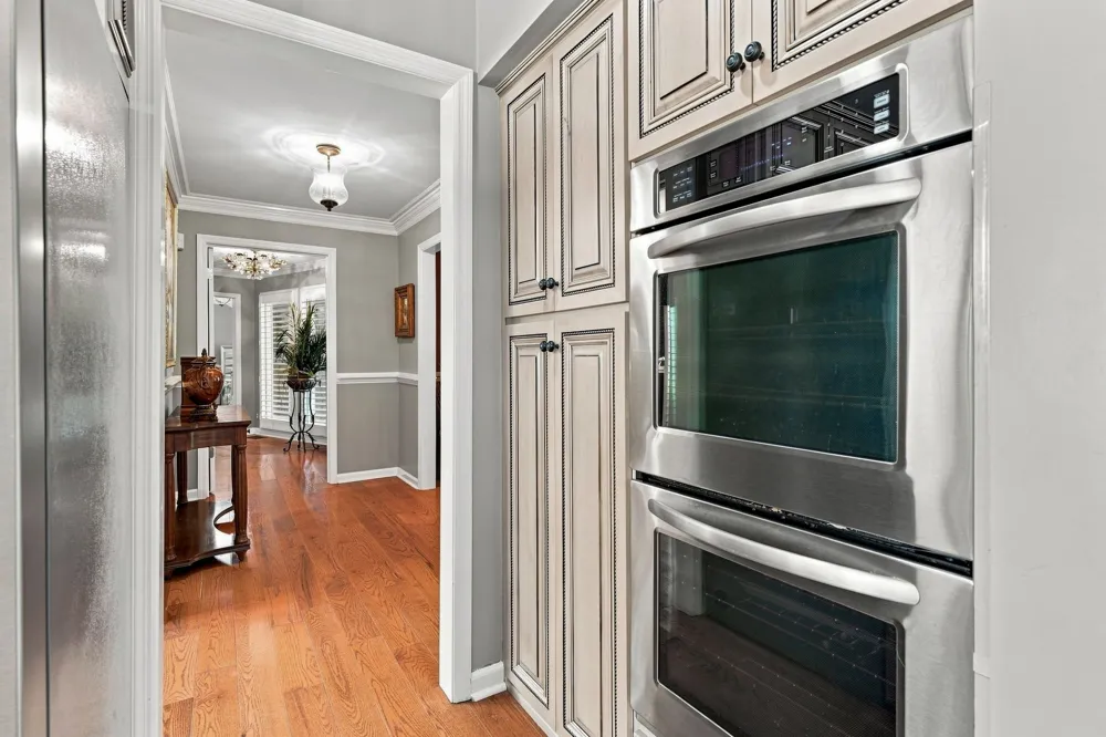 100 Applewood Valley Dr Hendersonville, TN 37075